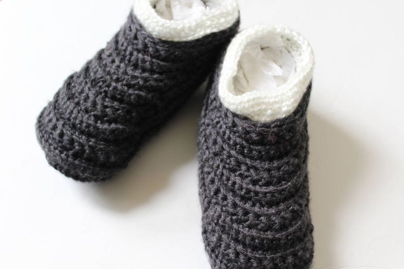 Crochet Moccasin slippers for women, Crochet slipper boots, Women's house shoes The Davos image 4