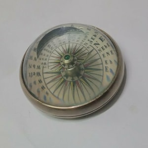 Pisapapeles de latón con brújula de 7,6 cm: regalo náutico vintage para la oficina, para él y para ella.