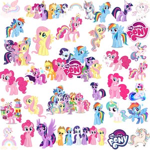 Può includere: Una collezione di adesivi con i personaggi di My Little Pony che raffigurano vari pony colorati, tra cui Pinkie Pie, Rainbow Dash, Twilight Sparkle, Fluttershy, Rarity e Applejack, insieme al logo My Little Pony in diversi stili.