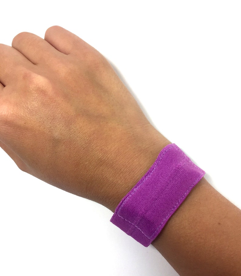 Image showcasing Fitbit Band, No Knot, Choose Color, Fitbit Flex Band, Fitbit Inspire ...