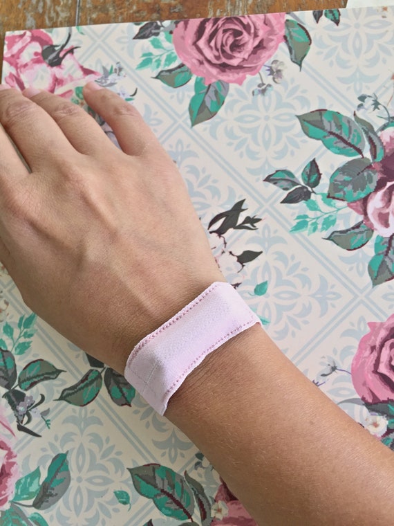 fitbit flex 2 pink light