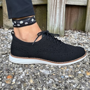 Daisies Fitbit Band, Fitbit Ankle Band, Fitbit Flex, Flex 2, Luxe, Fitbit One, Inspire, Fitbit Bracelet, Fitbit Alta, Misfit Ray