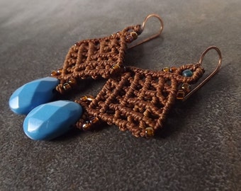 Boucles d’oreilles en macramé, Boucles d’oreilles Turquoise Briolette avec Fil Cooper Brown