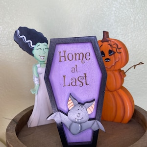 Halloween Tiered Tray Decor, Halloween Decor,  Halloween Spider, Small Wood Sign, Fall Tiered Tray, Halloween Mini Sign, Tiered Tray Sign,
