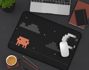 Tappetino da scrivania in stile pixel art retrò / Tappetino per mouse da gioco esteso / Decorazione vintage per postazione di lavoro tecnologica / Tappetino per tastiera di grandi dimensioni / Idea regalo divertente per programmatori