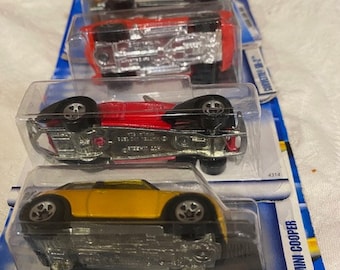 hot wheel cars 5 of them metal