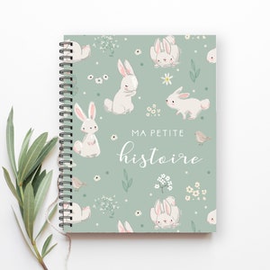 Livre de bébé Fille、Cadeau de Naissance Bébé、Album bebé Fille、Décor Papillons et Fleurs、Cadeau de Shower、アルバム Souvenirs Bébé、M189F