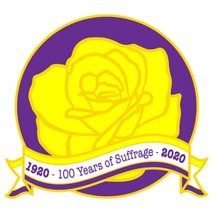 Suffrage Rose - Fine Art Print Postcard - Women Through History - por Bonnie Fillenwarth