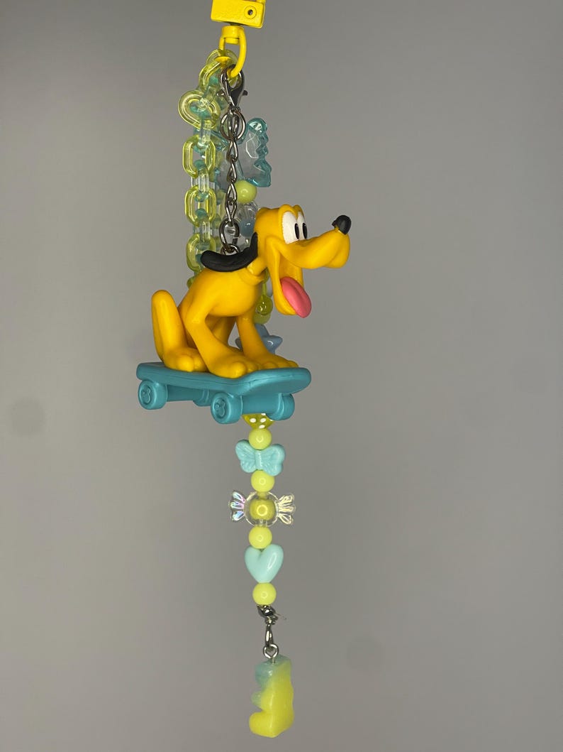 Pluto nyckelring bild 2