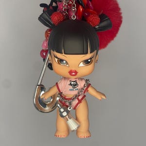 Bratz key chain - Etsy 日本