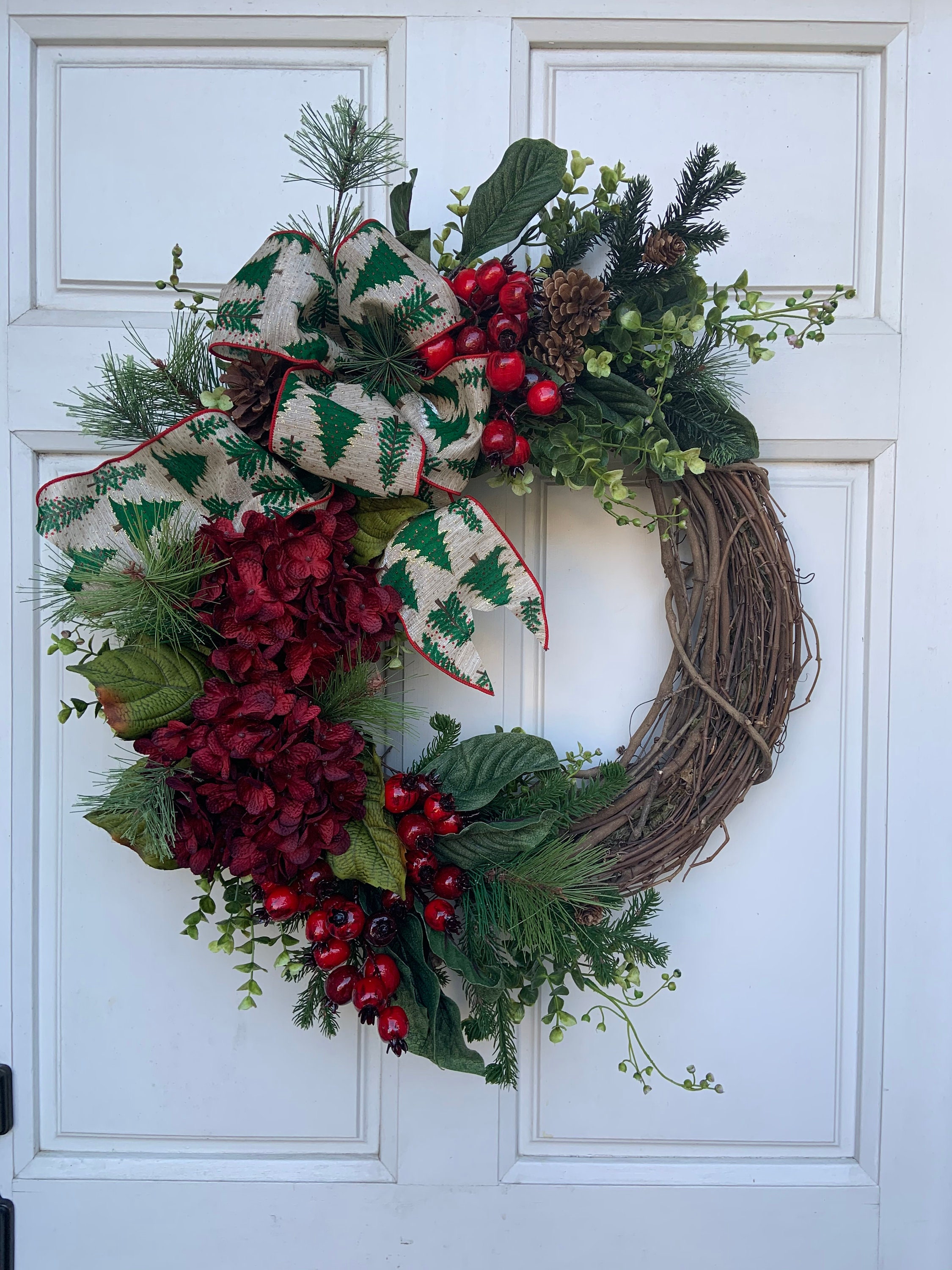 Christmas Wreath Red Hydrangea Red Berries Christmas Tree | Etsy