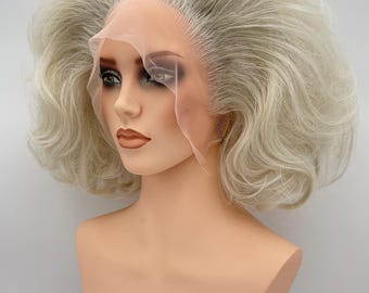 Platinblonde Lace Front Perücke | Voluminöses Hollywood Glam Kunsthaar