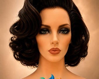 Kant-en-klare donkerbruine vintage glamourpruik | Handgemaakte pruik van synthetisch kant | Hollywood Waves