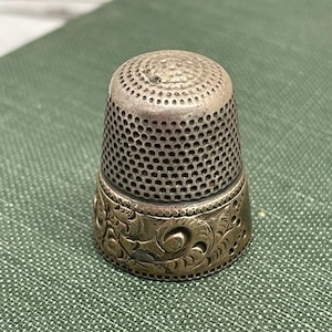 Vintage Sterling Silver Thimble: Antique Sewing Collectible Marked