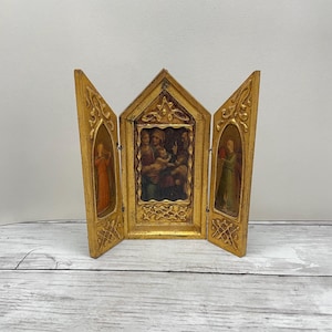 Antique art Florentine Triptych Framed devotional piece tri fold for shelf or desk top Made in Italy 6.25&quot;