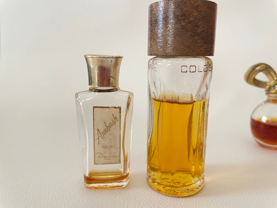 Vintage lot of 4 Mini Perfume scent bottles - image 5
