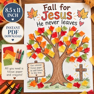 Puede incluir: Una hoja de actividades manuales con una ilustración de un árbol y el texto Fall for Jesus He never leaves. El árbol está decorado con cuadrados de papel de seda rojo, naranja, amarillo y verde. Incluye un letrero de madera y una cruz.