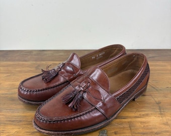 Sapatos FootJoy Classics Street Loafers Vintage, tamanho 9,5C, em couro de bezerro marrom trançado, fabricados nos EUA.