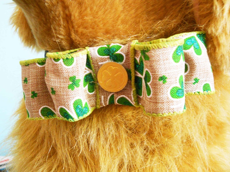 St. Patrick's Day Bow For Large Dog Collar image 2