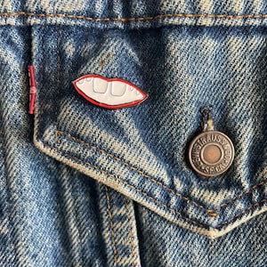 Mouth Pin