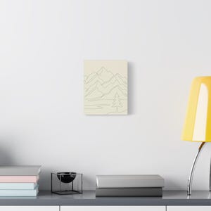 Minimalistisk kanvas med bergslinjer, japanskt naturtryck med salviagrönt tryck, bohemisk neutral inredning bild 3