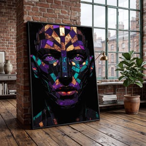 Könnte beinhalten: Ein gerahmter Wandkunstdruck, der ein menschliches Gesicht zeigt, das aus einem Mosaik geometrischer Scherben in tiefem Violett, Türkis und Metallic-Gold vor einem schwarzen Hintergrund besteht, mit betonten violetten Augen und kantiger Struktur.