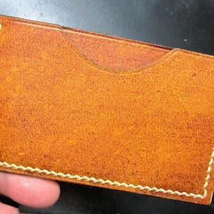 Monedero de cuero.  regalo para el hombre hecho a mano titular de la tarjeta de regalo personalizada