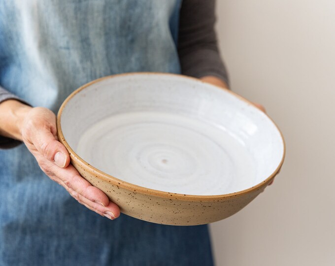 Round Ceramic White Casserole, Handmade Baking Pan, Oven to Table Casserole Dish, Large Pottery Serving Bowl, Farmhouse 9.5" Salad Bowl