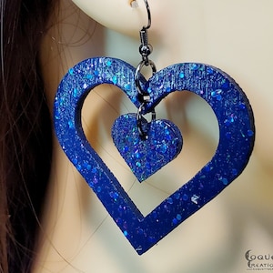 Boucles d’oreilles en bois Double Heart découpées au laser, boucles d’oreilles légères à double cœur, boucles d’oreilles en bois faites à la main