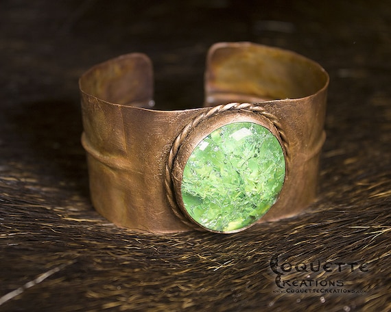 Hammered Copper Green Crackle Glass Unisex Cuff Bracelet
