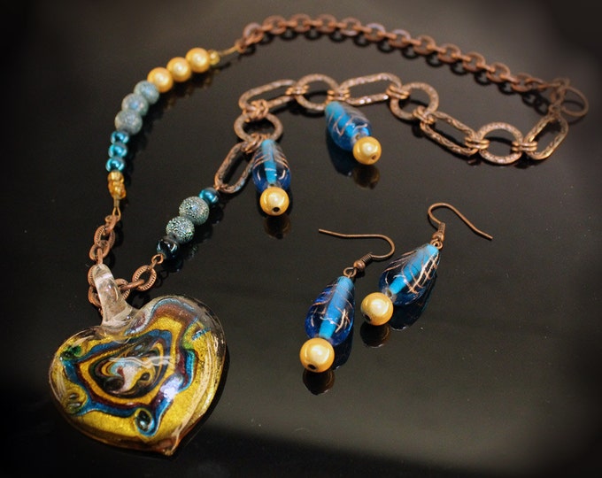 Heart Swirl Gold and Blue Necklace Pendant With Earrings