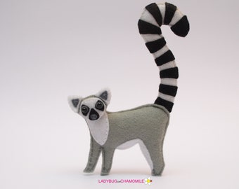 羊毛フェルト　ワオキツネザル フェルト製ワオキツネザル｜手作りのキツネザルの置物｜マダガスカルの
