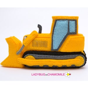 BULLDOZER vilten ornament, speelgoed.