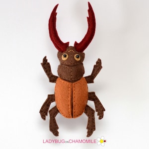 Jouet en feutre STAG BEETLE, ornement, aimant