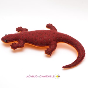 GECKO, NEWT, SALAMANDER, Lizard felt Toy, Ornament, Magnet