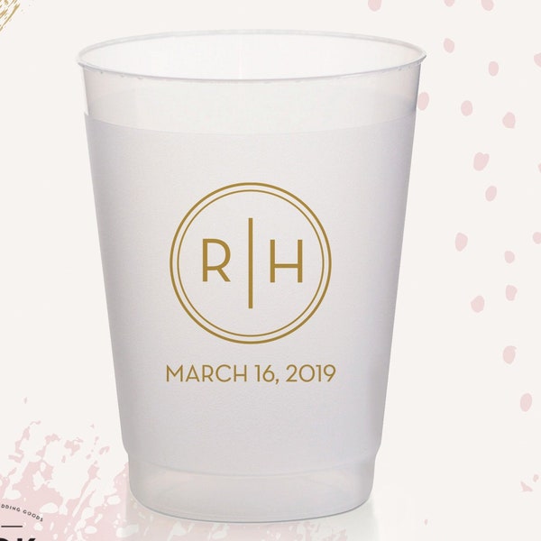 Modern Monogram plastic wedding cup, plastic barware, stadium cup, monogram frosted cup, custom wine cup, personalized party cup- 0161