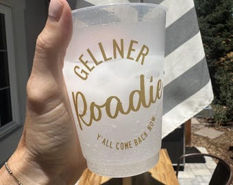 Roadie to go cups for beach tailgate or house party, shatterproof frosted cups to use at home or on the go