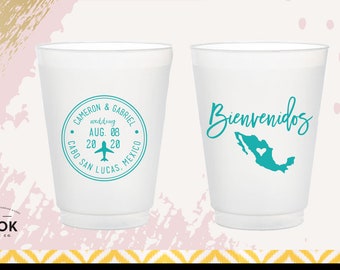 Bienvenidos drink cups, custom cocktail cups, Mexico wedding cups, Passport wedding, travel theme plastic party cups, weekend souvenir cup