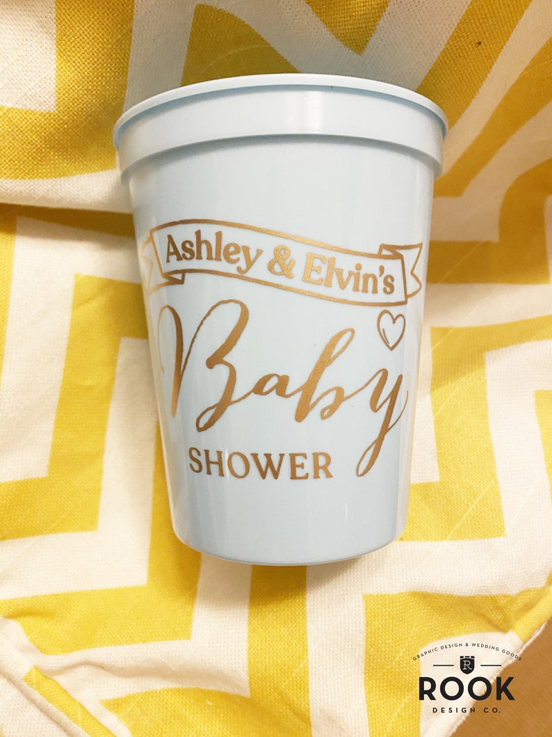 We Can Bearly Wait baby shower cup, custom baby shower cups, plastic party cups, baby shower bear theme, bearly wait for baby, baby shower image 3
