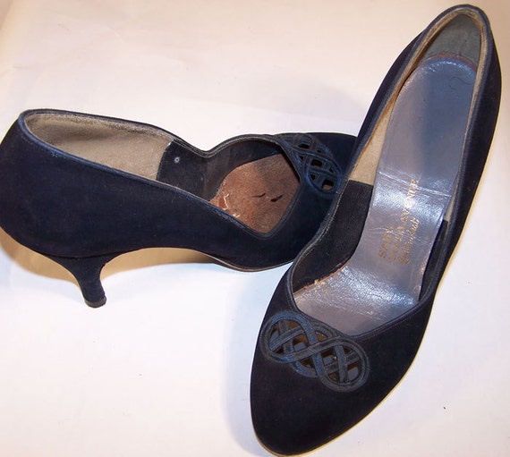 Vintage Ladies' Shoes 1960s Blue Suede Size 5/6, … - image 3
