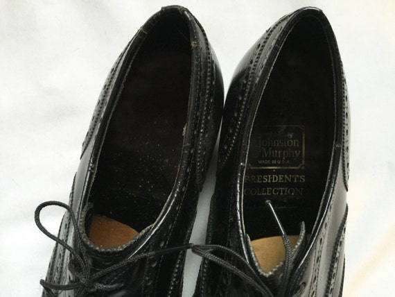 Vintage Men's Shoes Black Wingtip Brogues, Size 8… - image 3