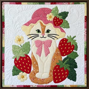 Strawberry Cat Quilt Pattern, Raw Edge Fusible Applique, Cat Quilt Pattern PDF, Patchwork Wall Hanging, Folk Art Quilt Template image 9