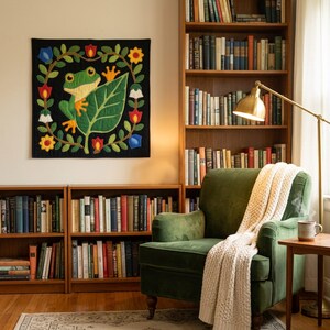 Frog Quilt Pattern, Frog Wall Hanging Quilt Pattern PDF, Easy Applique Quilt for Beginners, Raw Edge Fusible Applique image 7