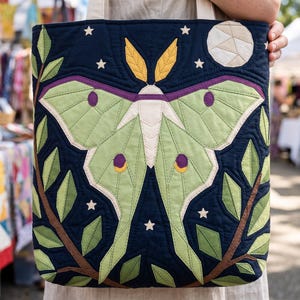 Luna Moth Quilt Pattern, Moth Wall Hanging Quilt Pattern PDF, Applique Quilt Pattern, Raw Edge Fusible Applique image 6