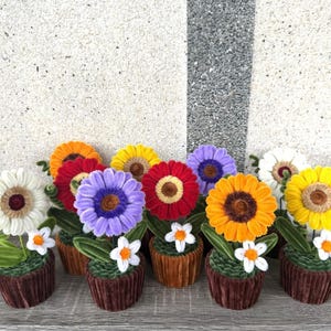 Konstgjord blomma växt piprensare heminredning estetisk livfull färgglad vacker blomsterarrangemang perfekt present