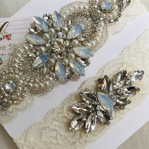 Blue opal wedding garter set, no slip grip garter toss and keepsake-Ivory Antique White rhinestone lace bridal garter belt crystal plus size imagem 8