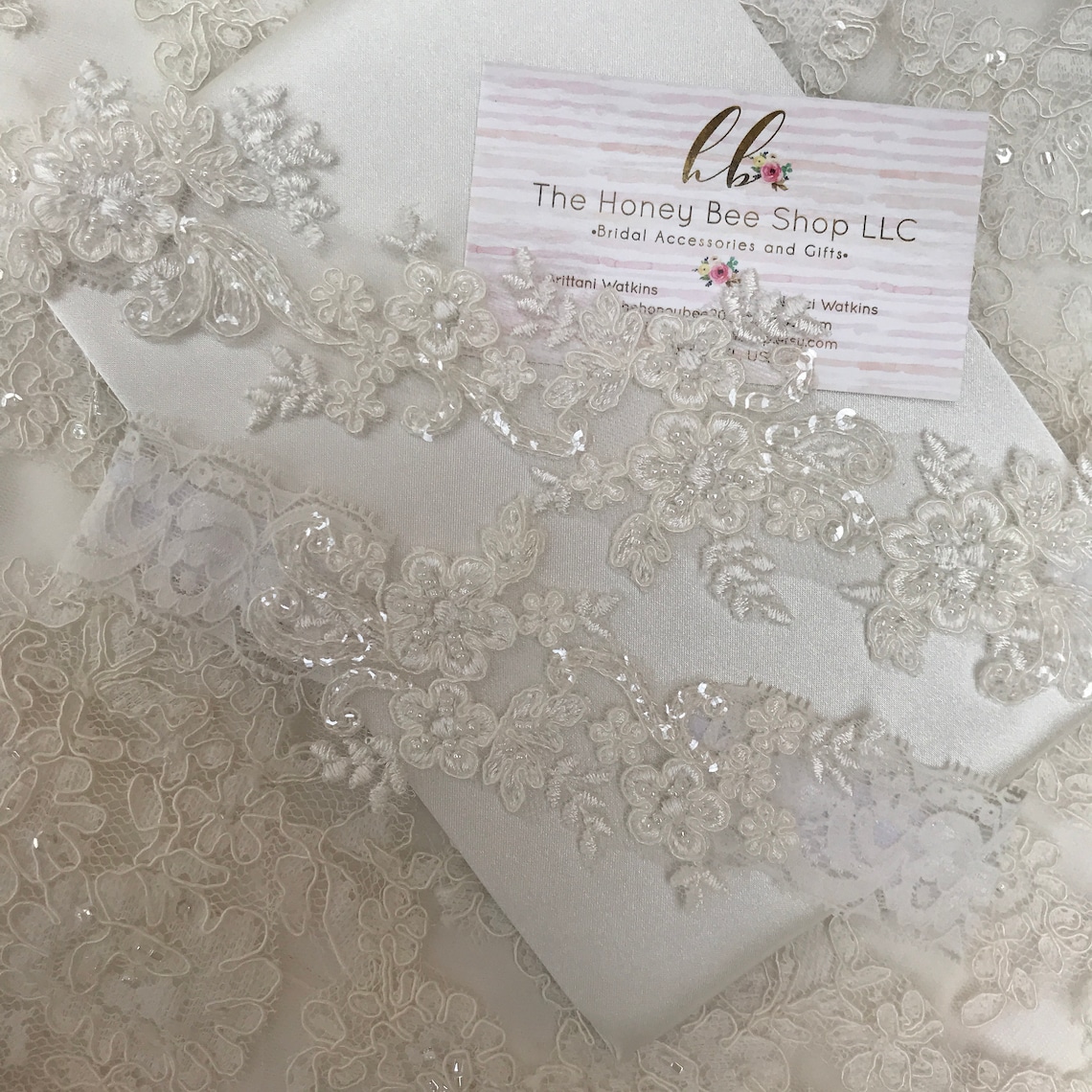 Light ivory lace wedding garter set no slip grip garter toss | Etsy
