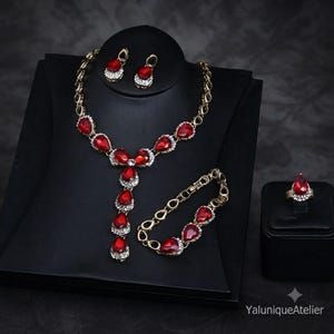 Sieradenset met rode kristallen, ketting met druppelvormige strass-steentjes, vintage bruidssieraden, opvallende robijnrode ketting, elegant cadeau voor haar