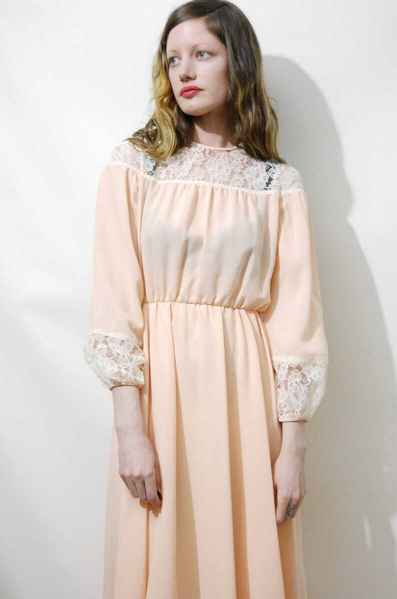 70s Vintage PASTEL APRICOT Dress Crepe /& Lace Trim Highwaisted Long Puff Sleeve Peach Boho Bohemian Hippie 1970s vtg XXS