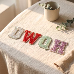 Bling Letter Patch – Glittrande broderad applikation för scenkläder, accessoarer, sömnad och festprojekt